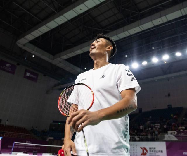 克斯坦足球 克斯坦足球