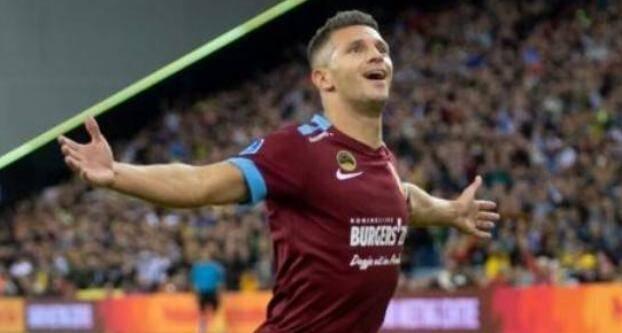 场上产生的 场上产生的